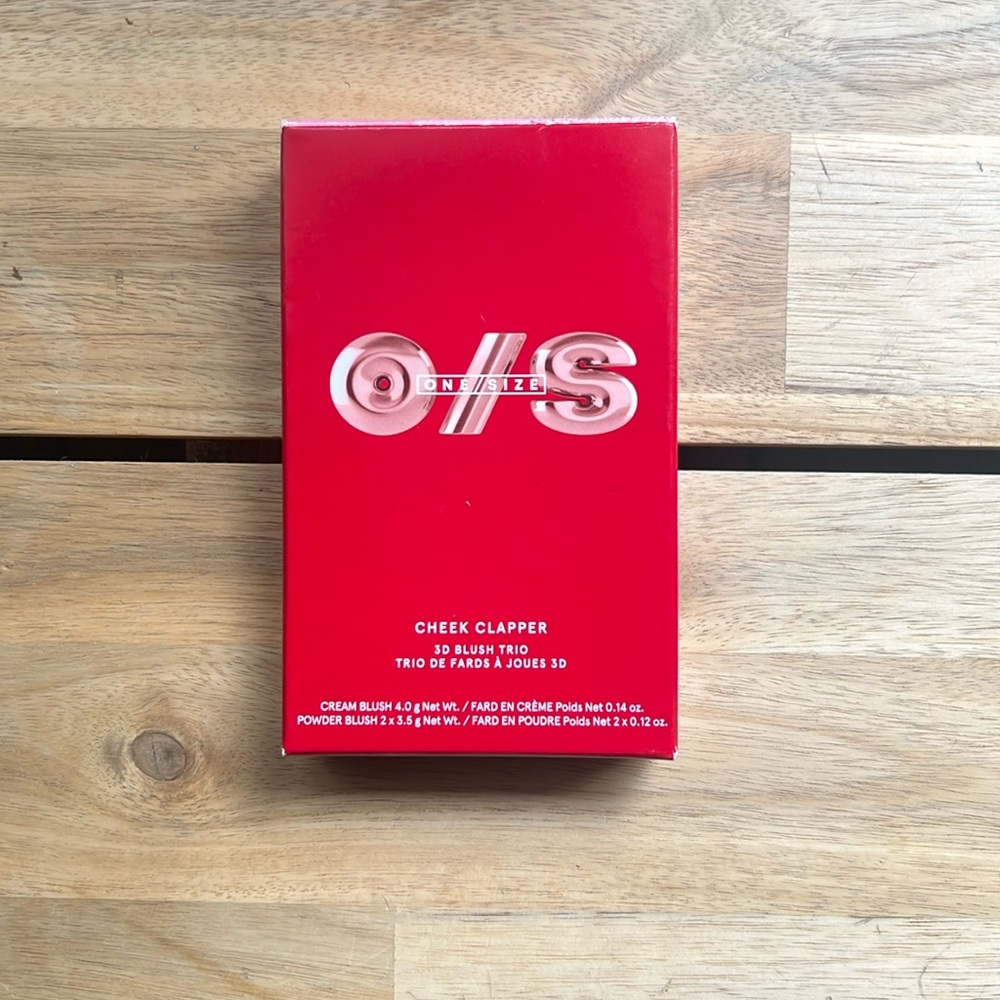 BNIB - One/Size Cheek Clapper Blush in Attention Seeker